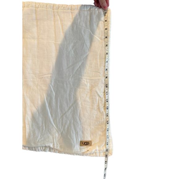 UGG Standard Pillowcase Quilted Cover Cream Zip Closure 26x20 Reversible Pad - Picture 6 of 8